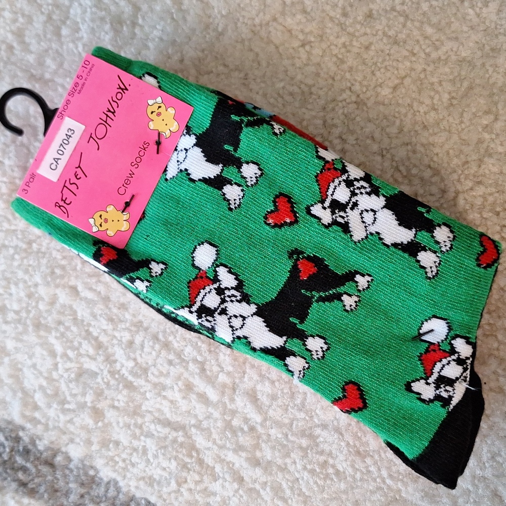 ✨️Host Pick✨️ NEW BETSEY JOHNSON 3 Pair Christmas Dogs Crew Sock Set